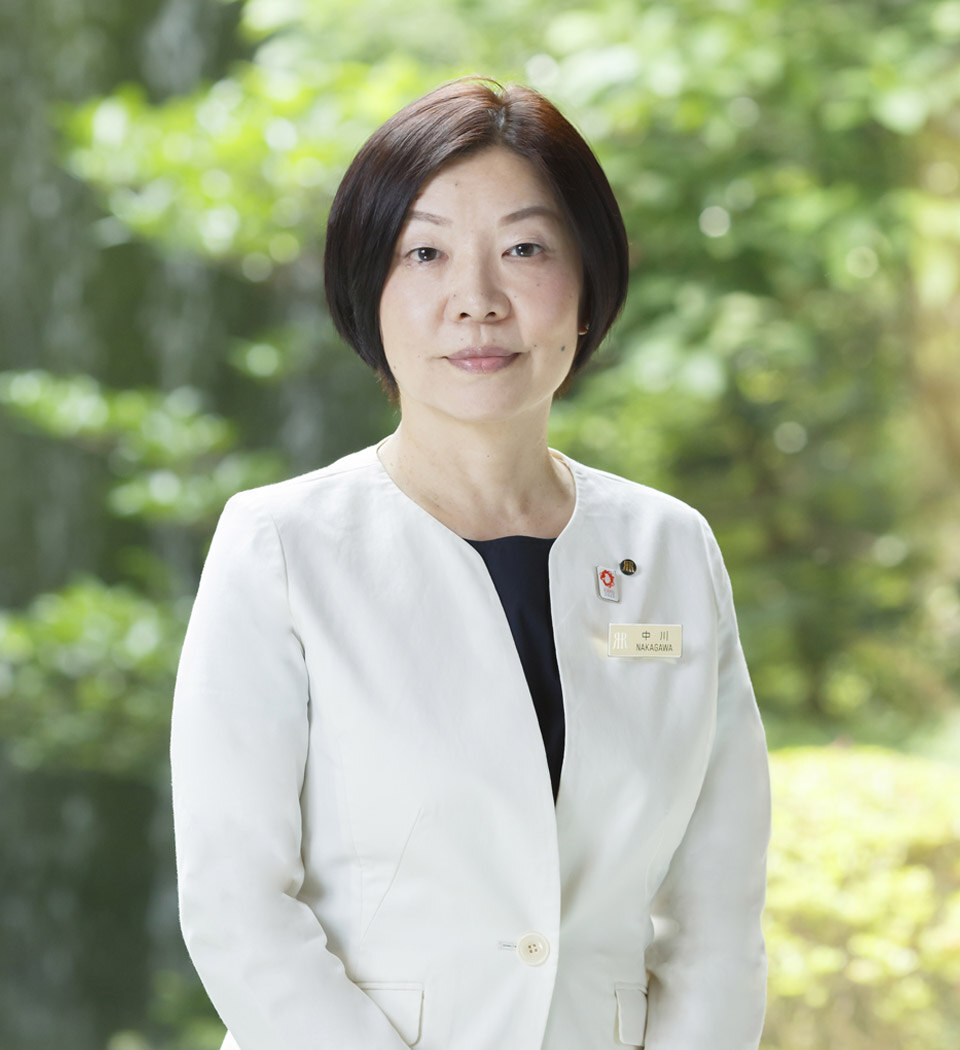 <span class = 'hp_fzLarge'>リーガロイヤルホテル<br class = 'sp_only'>大阪<br>総支配人</span><br>中川 智子