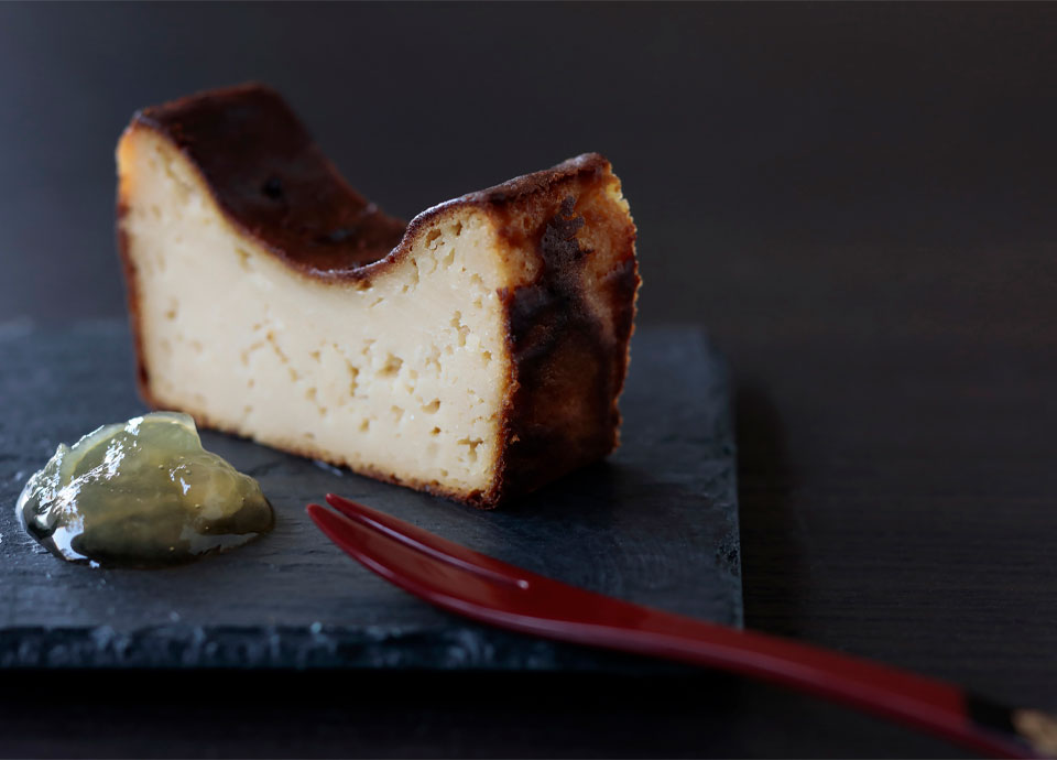 京都・亀岡「丹山酒造」さんの酒粕を使ったチーズケーキ
