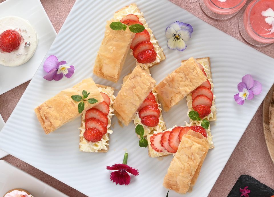 ディナー＆スイーツビュッフェ <br>土日祝ディナー<br>〈ソフトドリンク付〉