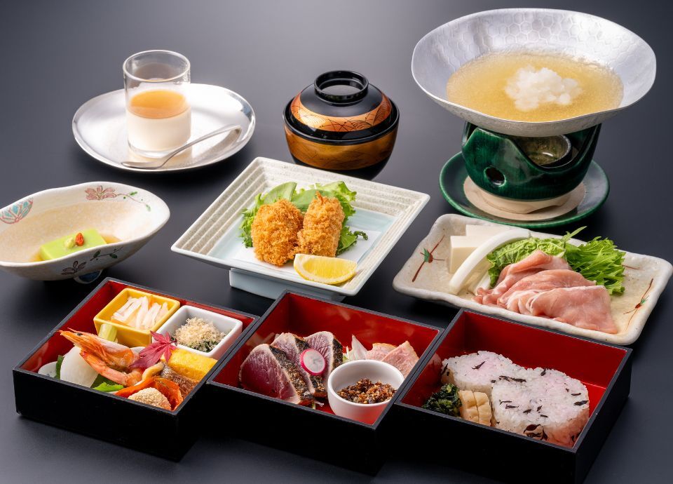 鯉城三段重<br>（ワンドリンク付）