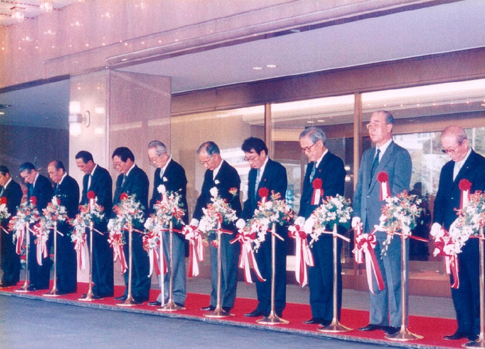 1994年 リーガロイヤルホテル広島 開業（4月25日）