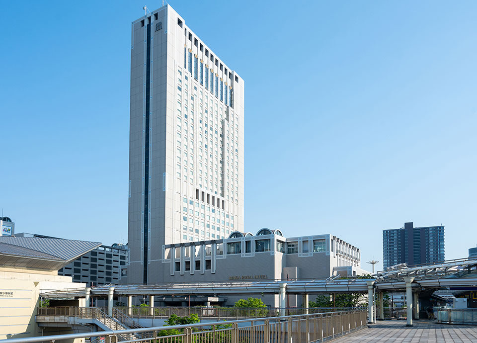 アクセス抜群の好立地 小倉駅新幹線口から徒歩3分。JR博多駅から新幹線で約15分、福岡空港から約30分と、どこへ行くにも便利なアクセスを誇ります。