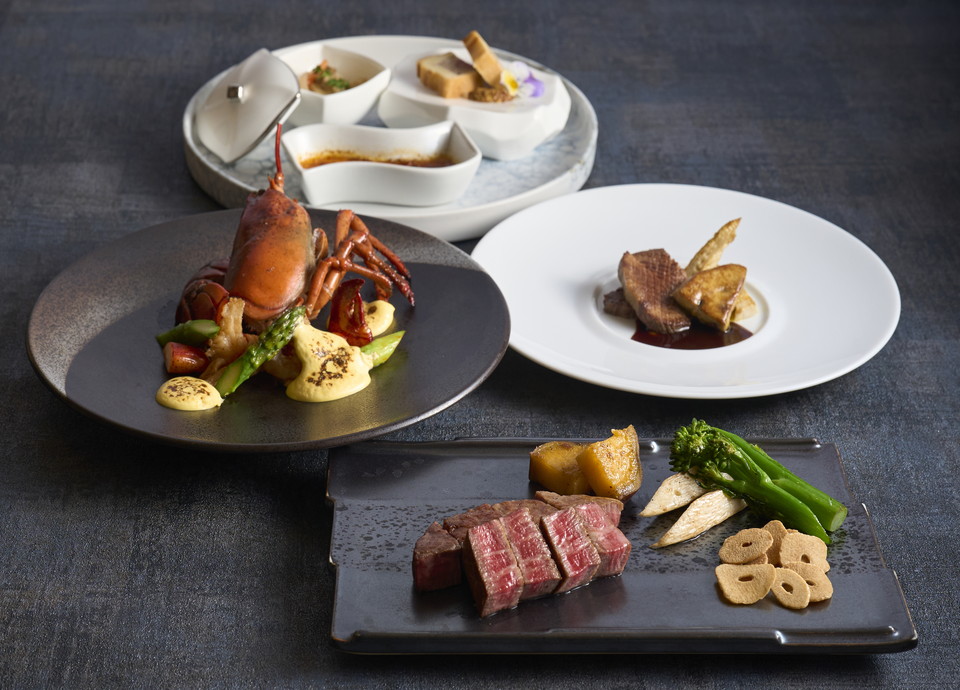 ディナーコース・<br class='sp_only'>佐賀牛と季節のシェフおすすめ