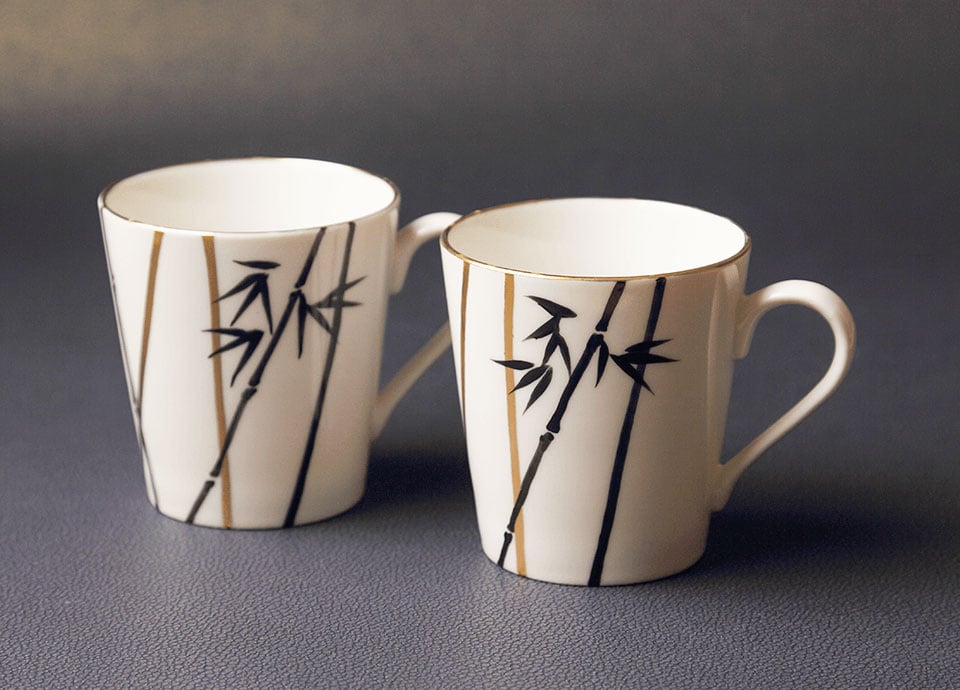 ホテルオリジナル<br class='sp_only'>のカップ 京焼清水焼のマグカップをご用意