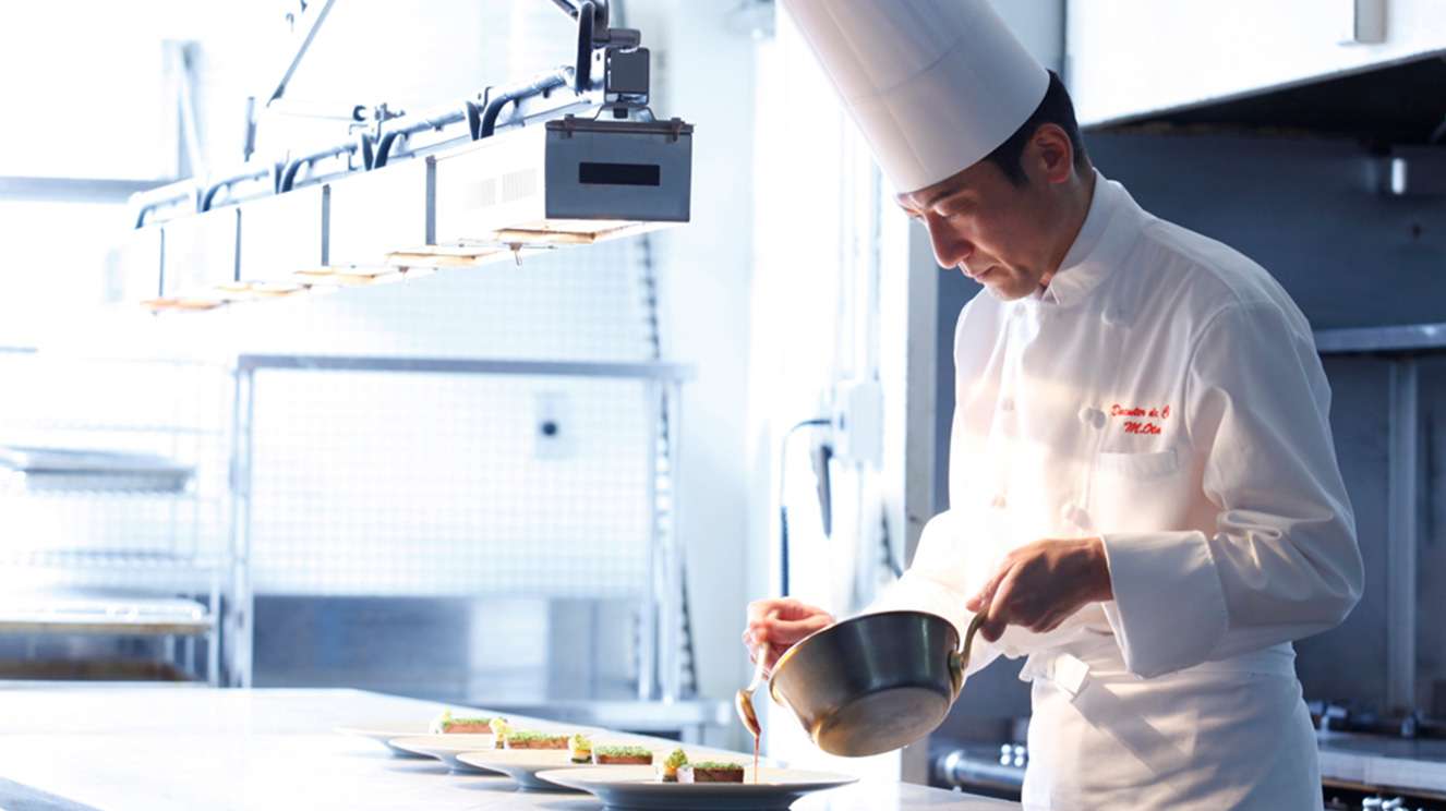 クラブ・デュ・タスキドール古城の晩餐　イメージ