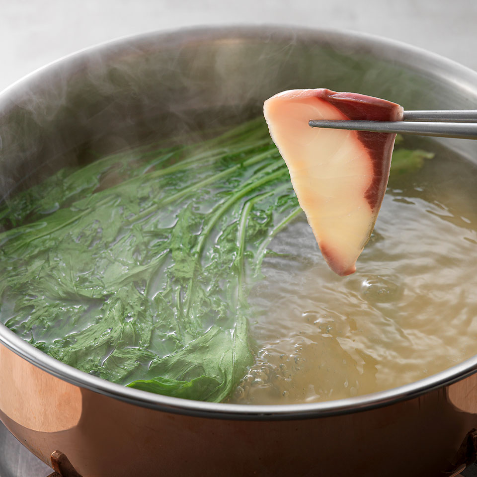 鰤しゃぶしゃぶ仕立て　柚子胡椒風味