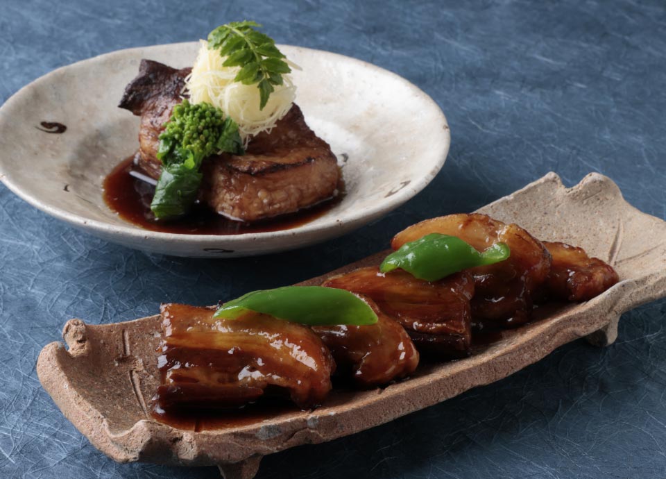 黒豚ニンニク正油焼き または 角煮