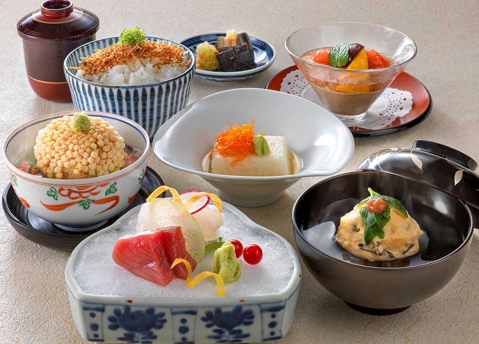 リーガロイヤルホテル（大阪）ペアランチお食事券 販売