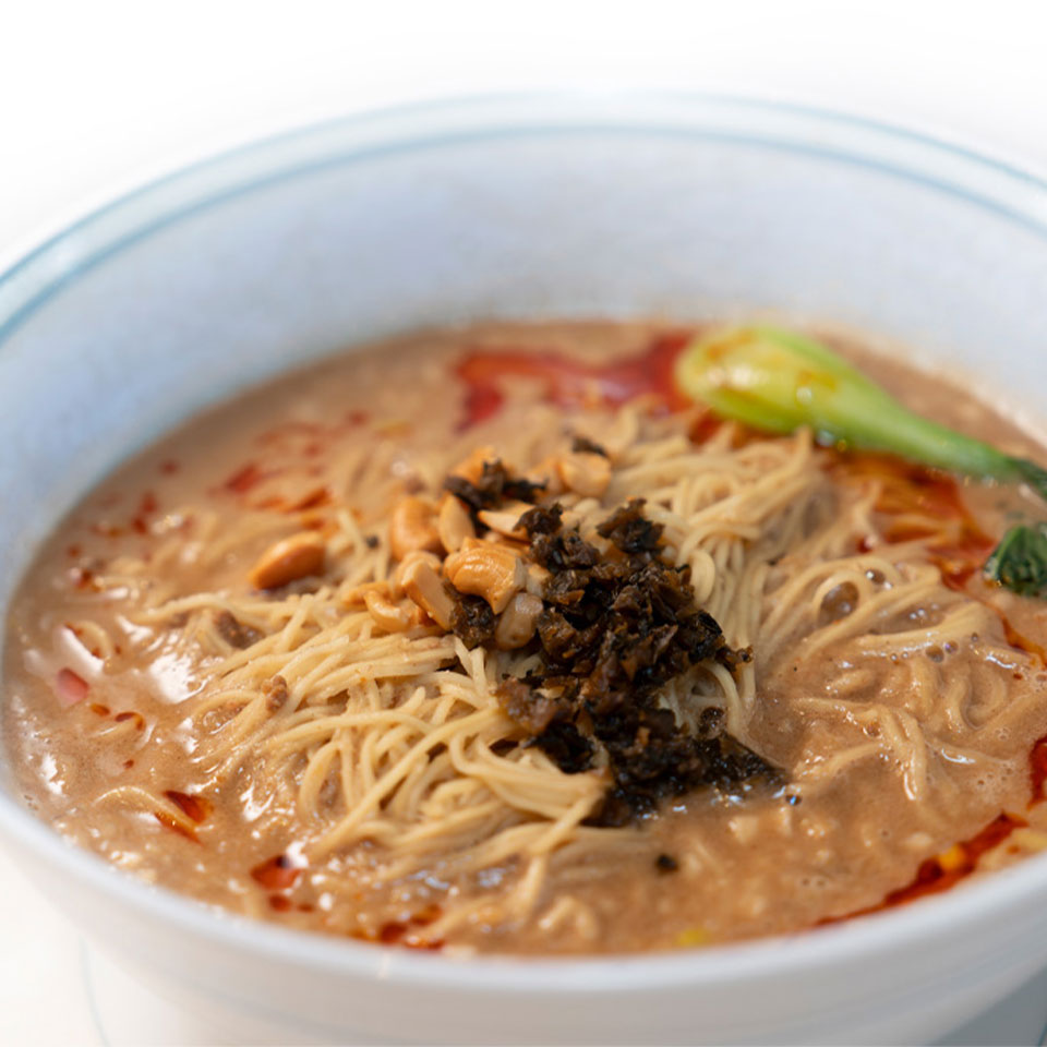 香りと旨みを存分に味わえる、担々麺の完成形