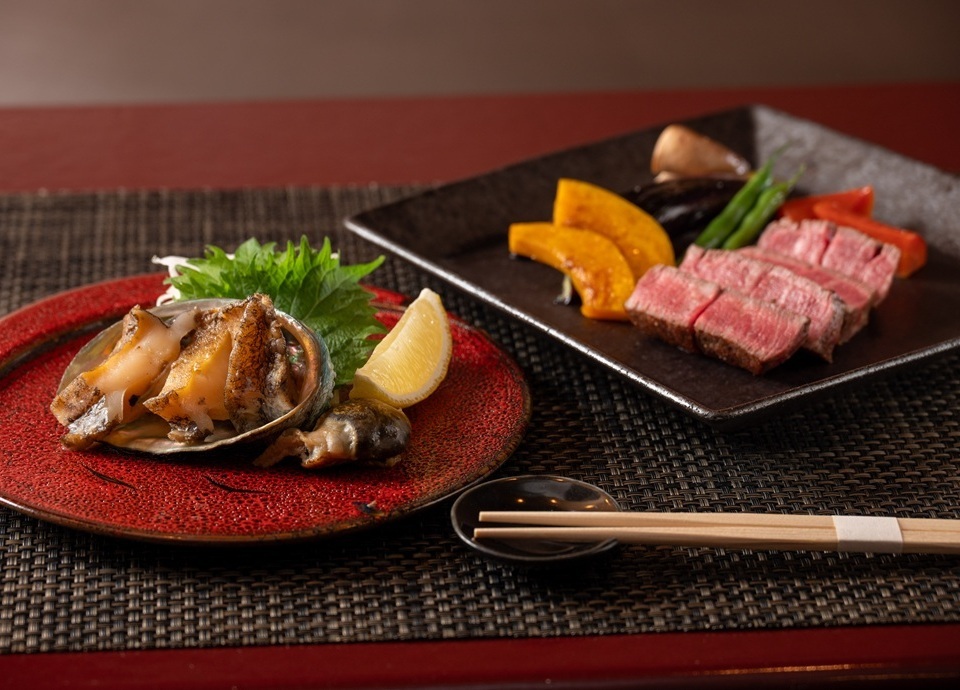「活鮑」「ステーキ」イメージ
