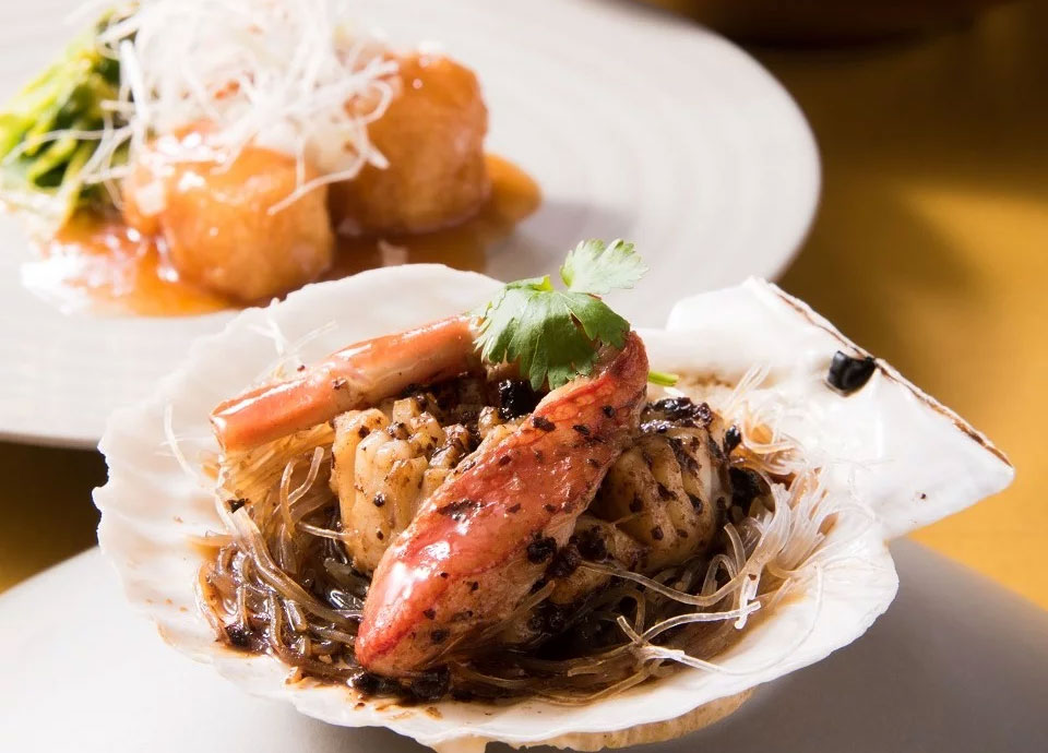 開業25周年記念「ふかひれと海鮮、黒毛和牛」