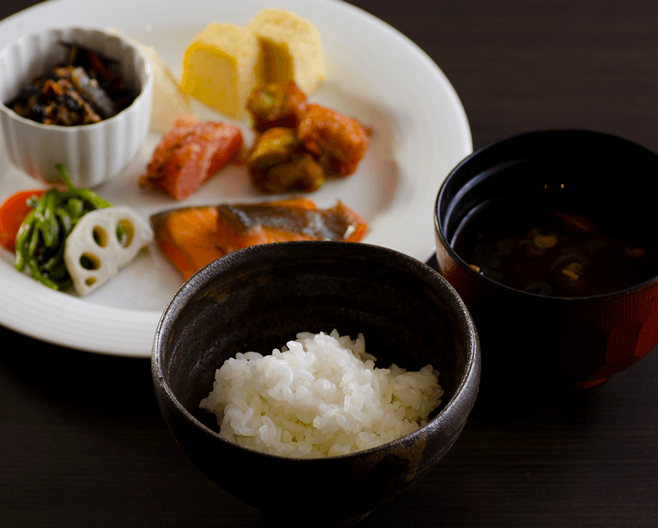 和食メニューも豊富に取り揃えております。